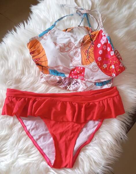 Women's two-piece swimsuit