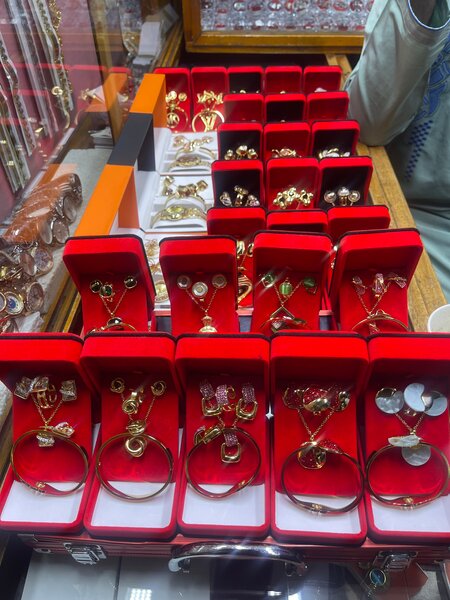 Elegant Gold Jewelry Set