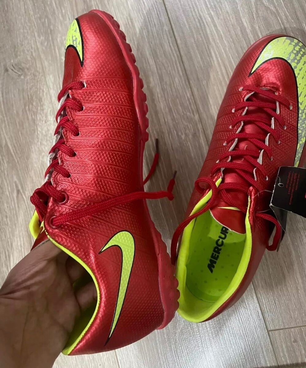 Nike сороконожки