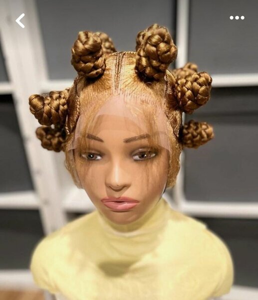 Perruque tressée unique