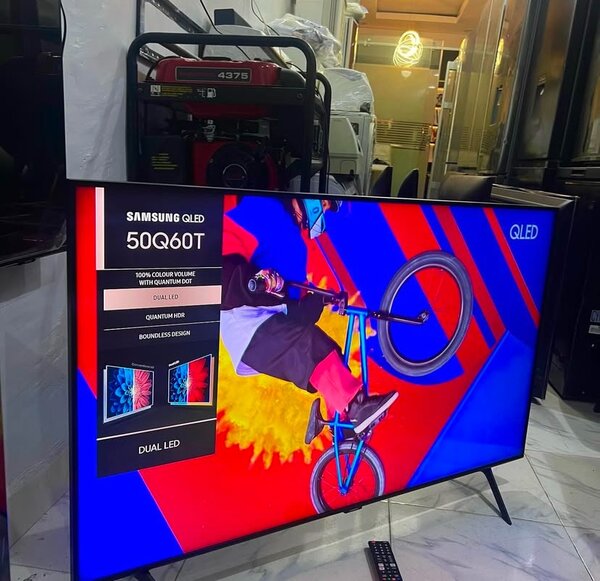 Samsung QLED 4K Smart Tv