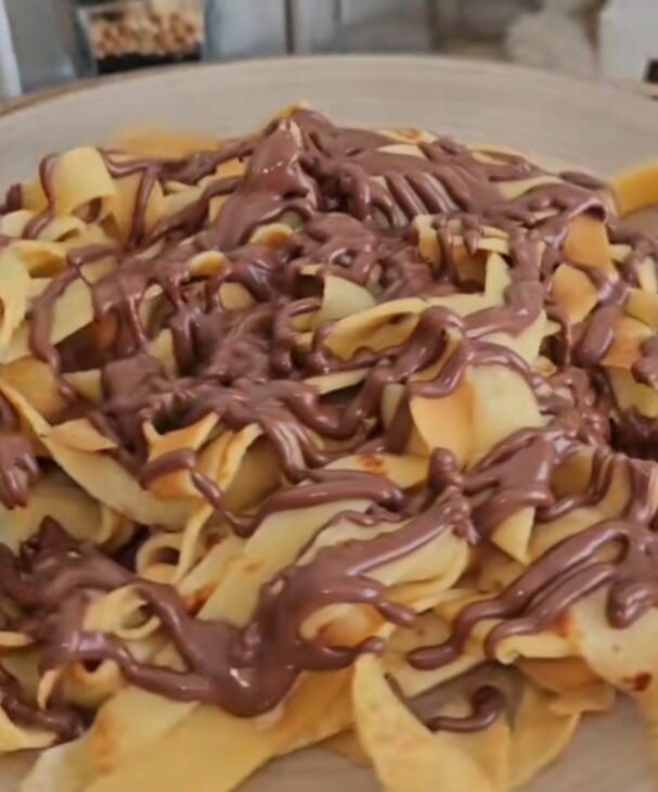 Délicieux Crêpes au Chocolat