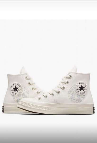 Converse authentique