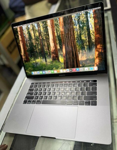 macbook pro core i9 2019