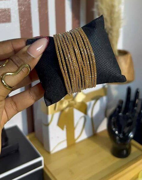 Elegant Gold Bangles Set