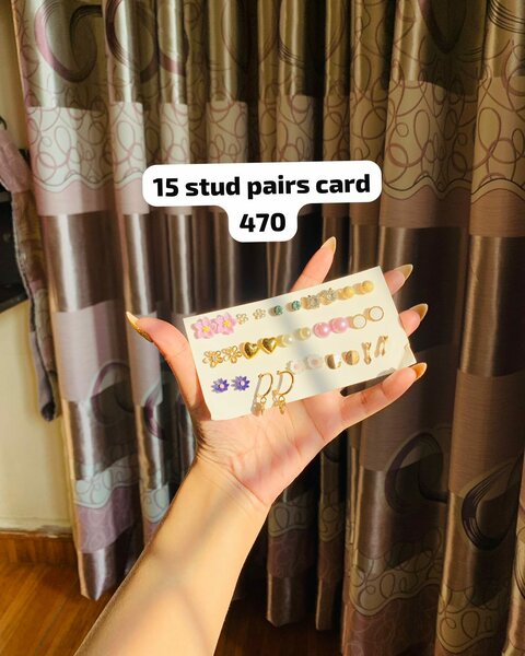 15 stud pairs card