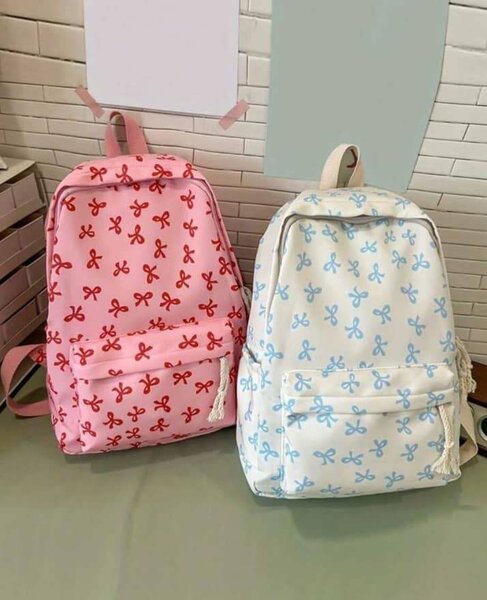 Sac à dos motif noeud papillon