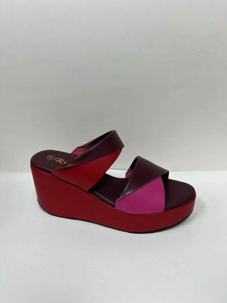 magnifiques sandales   très confortable