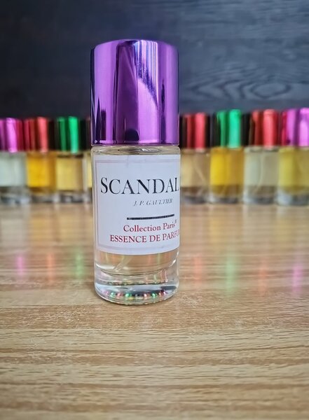 Essence - Scandale Femme