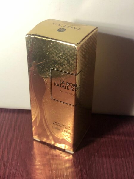 Parfum La Robe Fatale Or V.V. Love