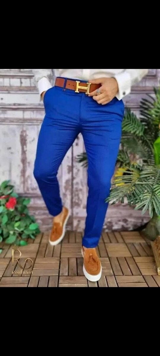 Pantalon bleu homme élégant