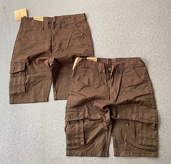Khaki bumper shorts