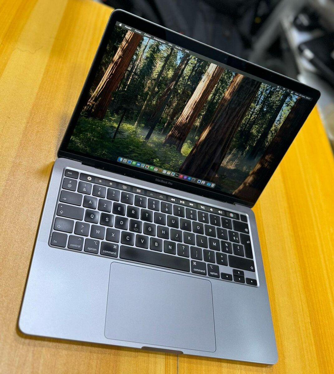 macbook pro retina core i5 2020