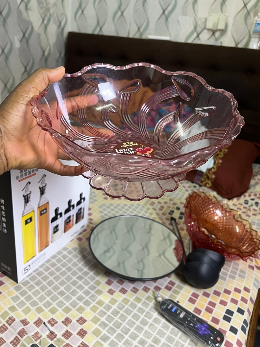 Saladier en plastiquedécoratif