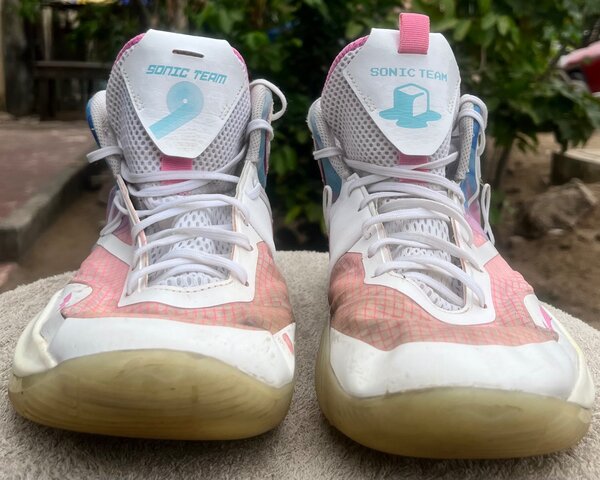 Li-Ning Sonic 9 'Ice Cream'