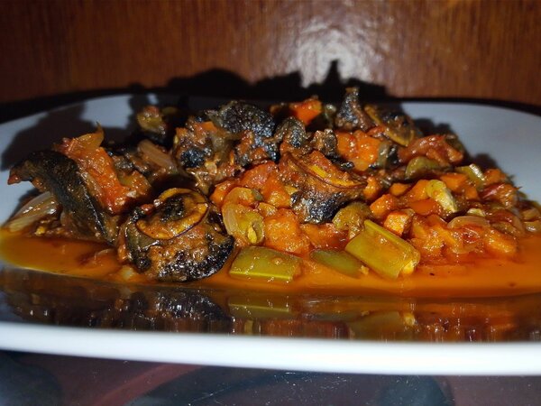 Escargots sauté & Attieke