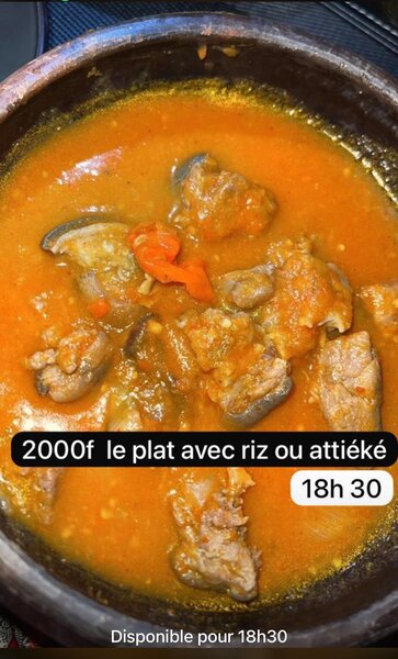 Plat viande de cabri en sauce