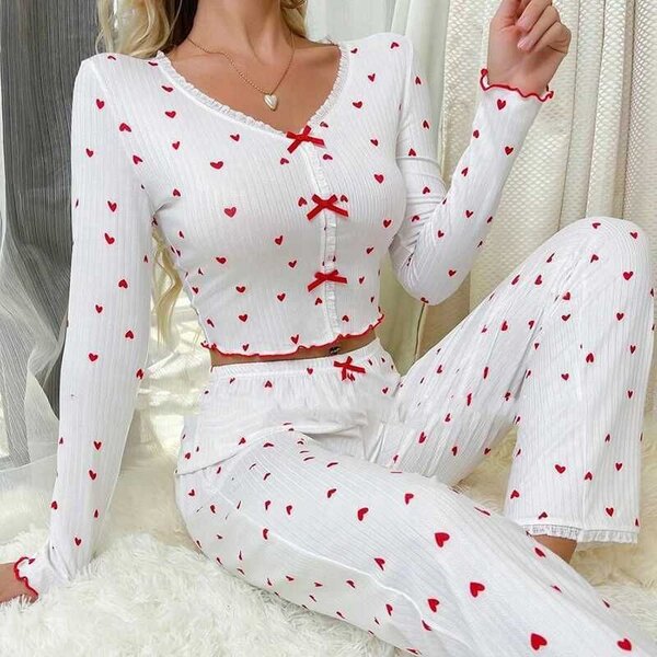 Pyjama doux cœur femme