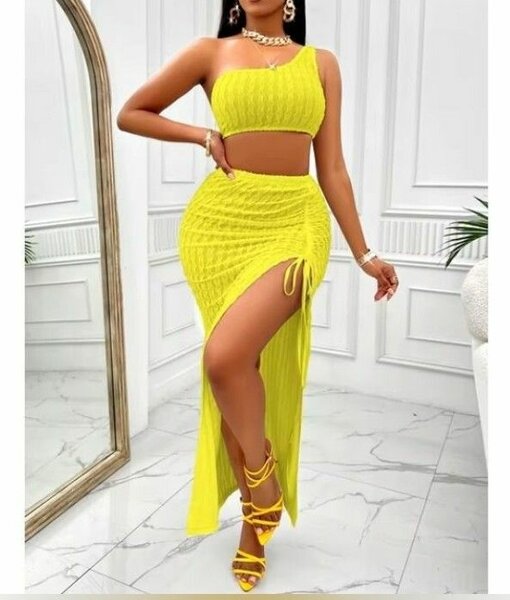 Skirt and crop shoulder