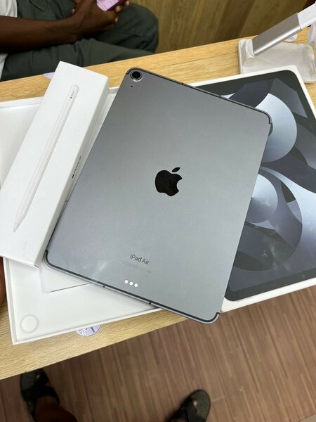 iPad Air 256 giga 5e génération