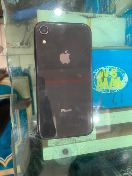 iPhone XR Noir 64GB Débloqué