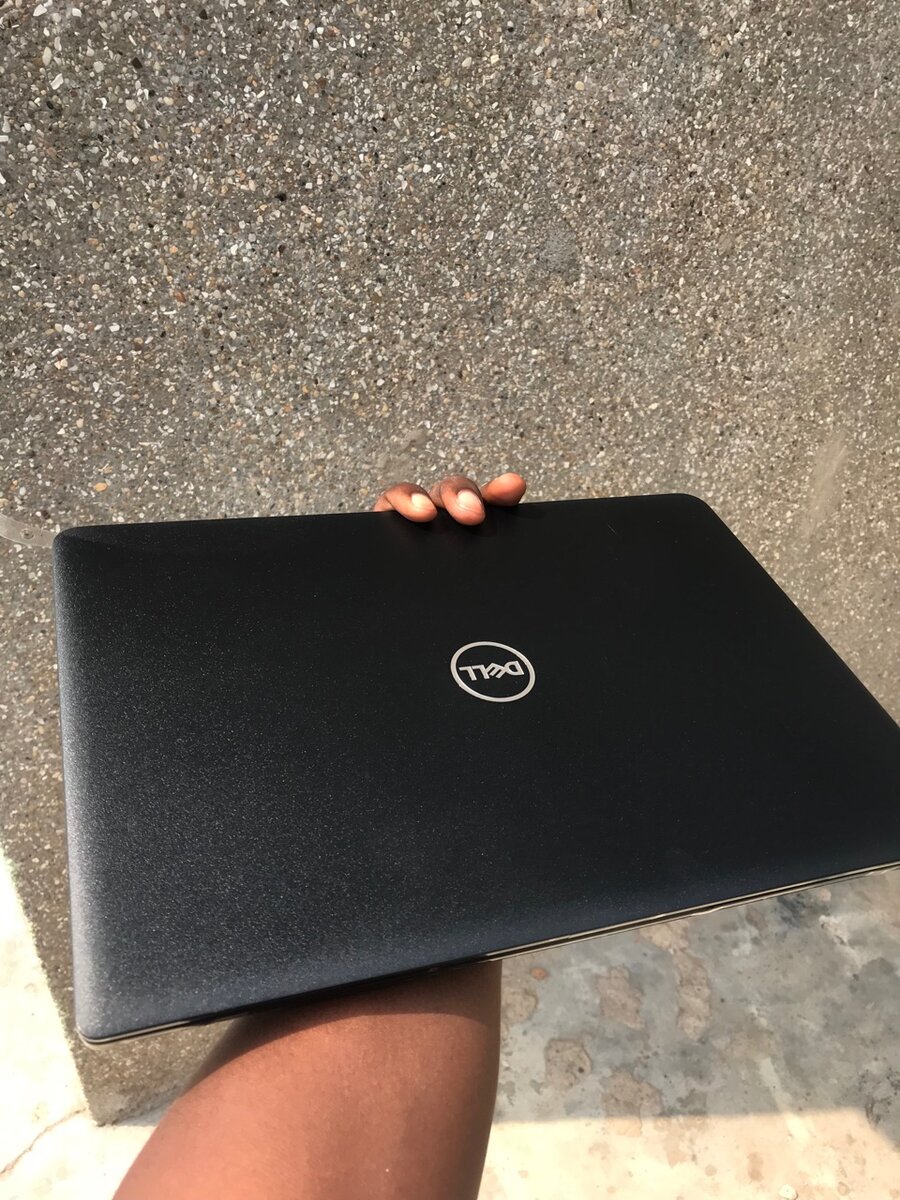 Gaming/graphics Dell latitude 3400