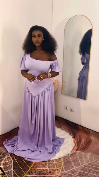 Robe longue élégante mauve