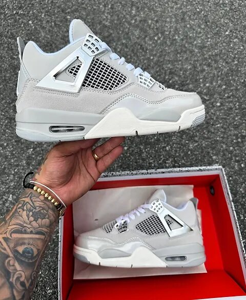 Jordan 4 frozen moments