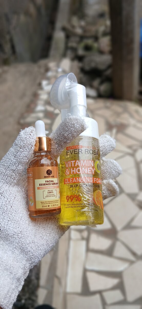 Nettoyant Mousse Miel & Vitamine