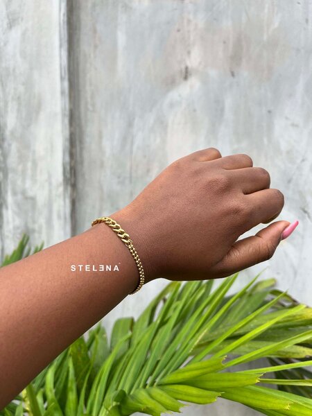 Bracelet chaîne dorée élégante