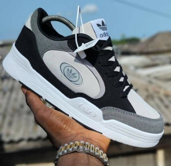 Chaussures adidas homme