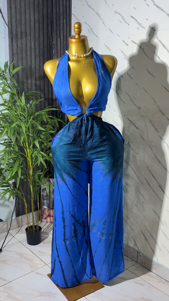 Combinaison dos nu élégante