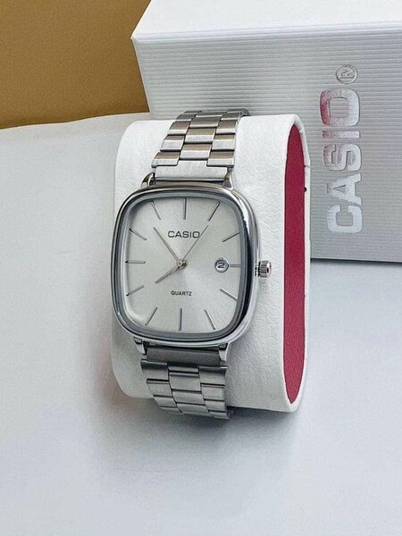 Montre casio mixte avec le coffret