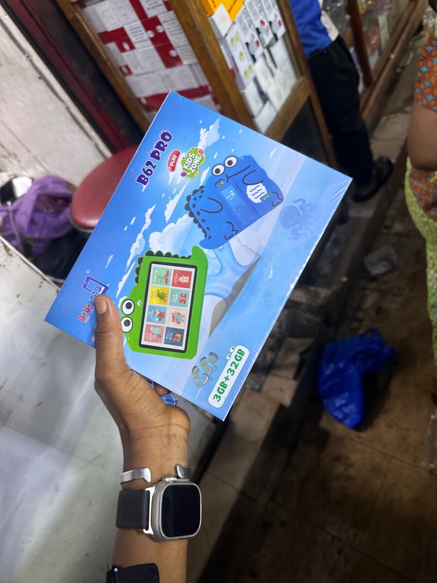 Tablette pour enfant sa prend deux puces