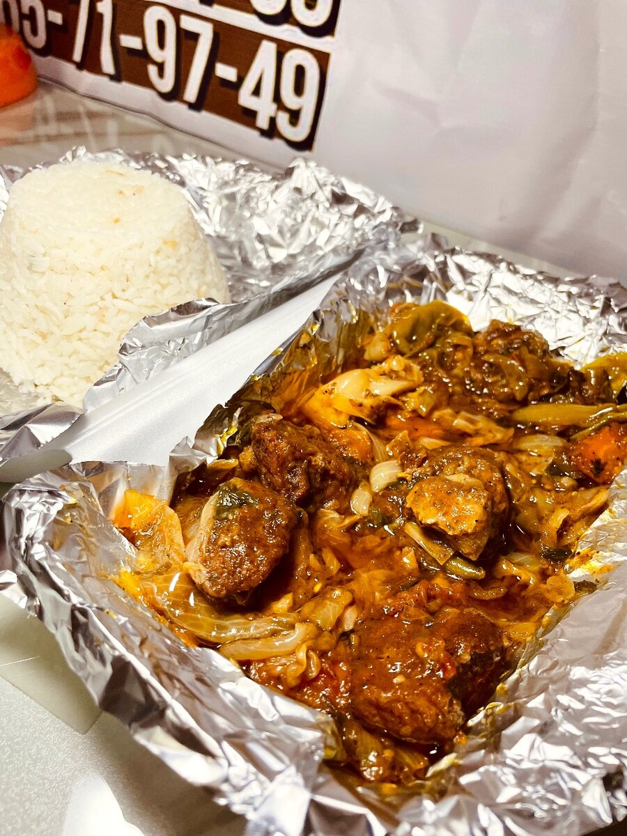 Légumes sautés avec du riz