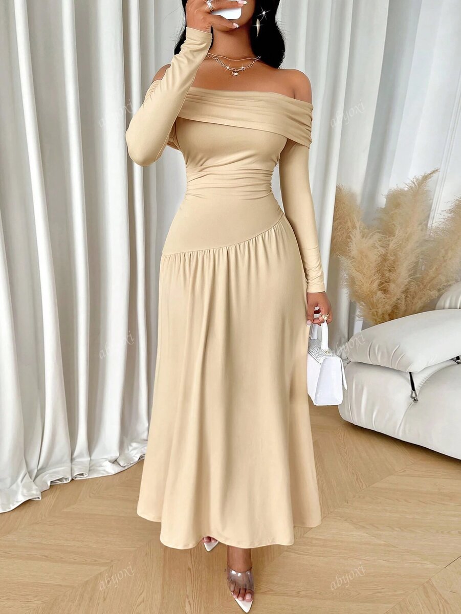 Robe Épaules Dénudées Élégante