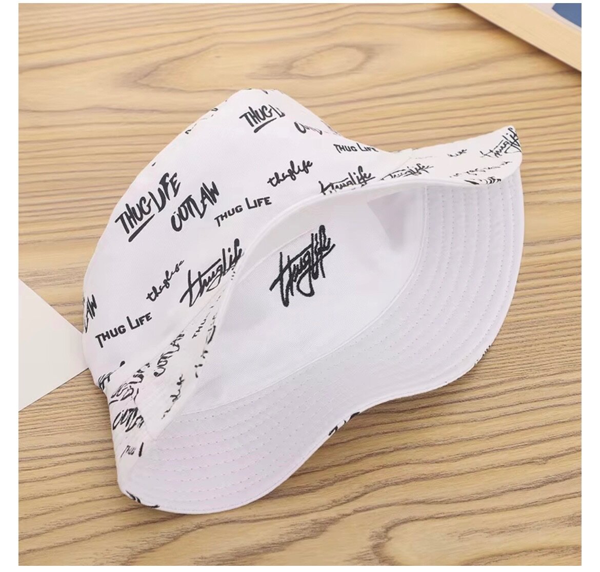 Chapeau bob réversible style urbain