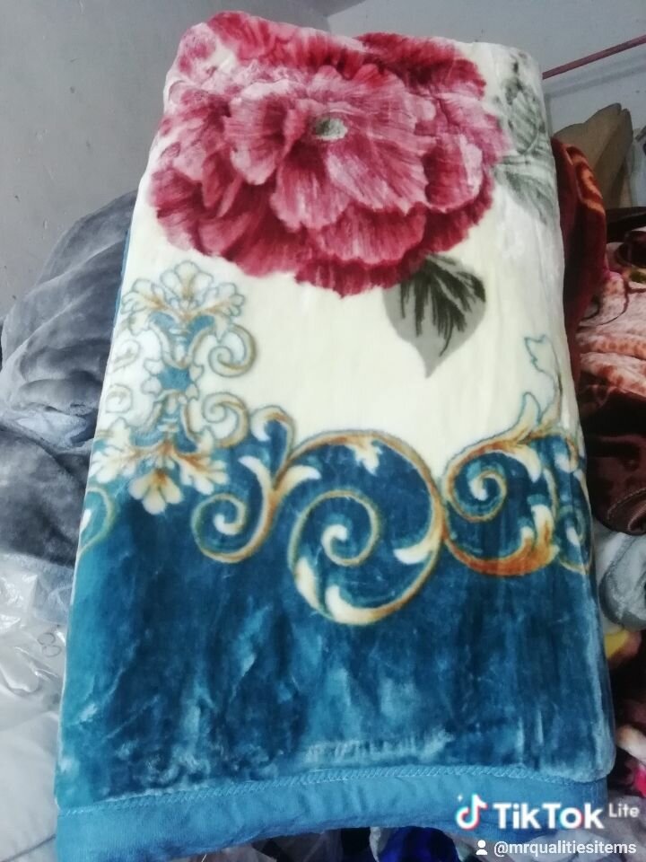 Buy a blanket + bedsheet4free