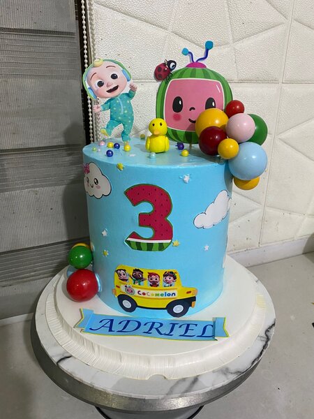 Scrummy Cakes, pastries , yogurts and beverages