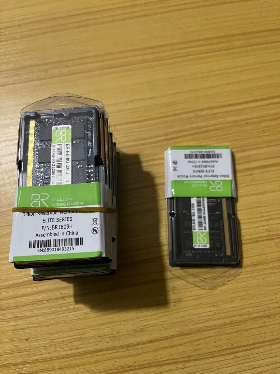 Mémoire RAM 16GB DDR4 3200MHz