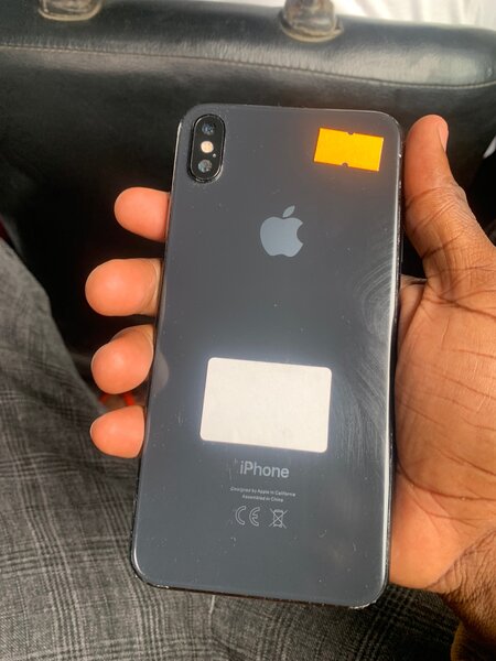 IPHONE XSMAX 64GB