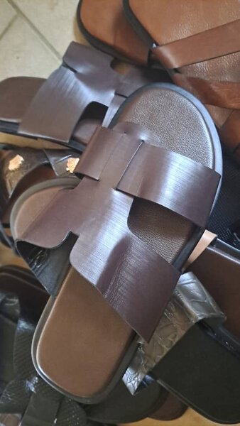 Sandales en cuir stylées pour hommes