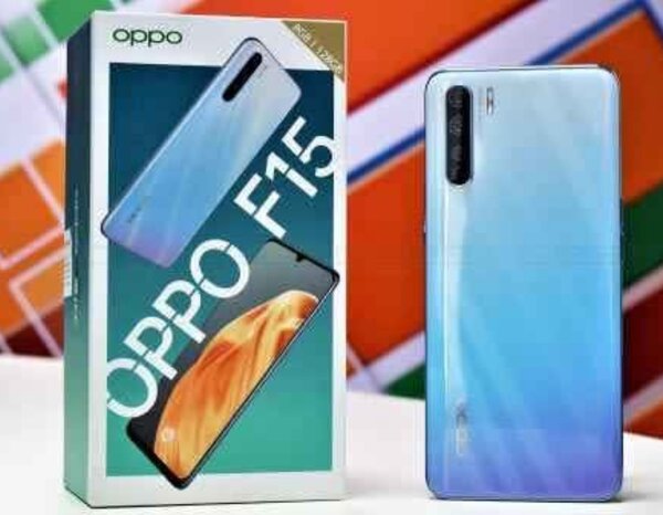 Smartphone OPPO F15 élégant