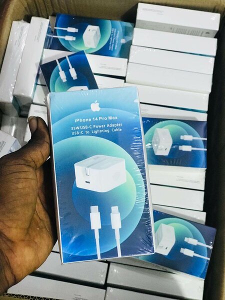 IPhone type C charger