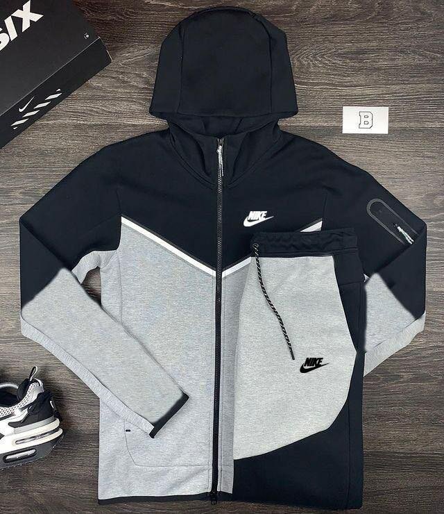 Tech fleece