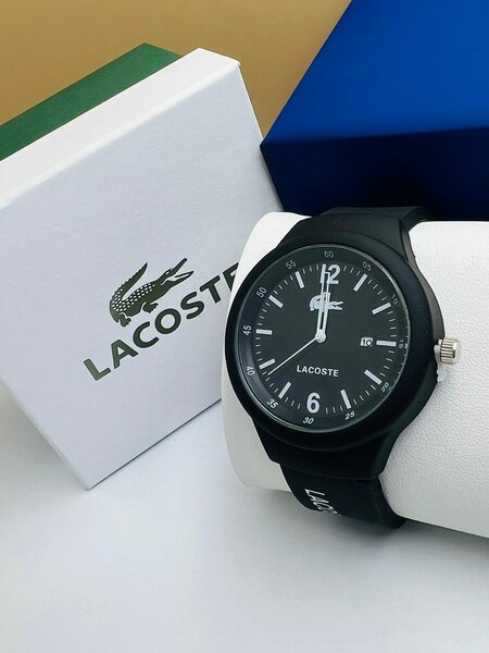 Montre Lacoste