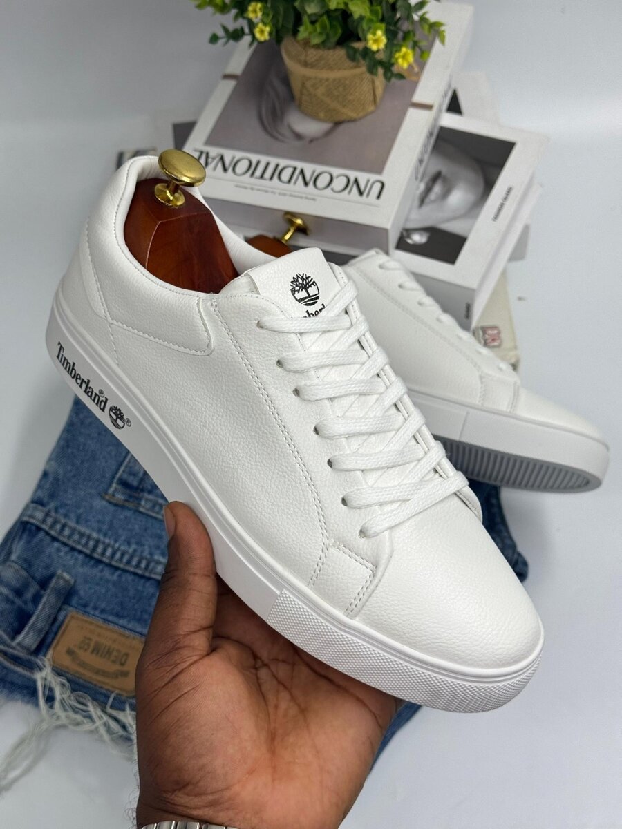 TIMBERLAND ALL WHITE