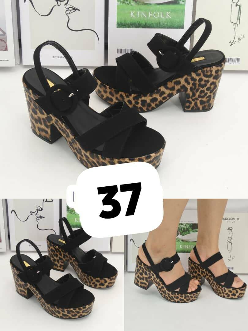 Sandales à talons léopard femme