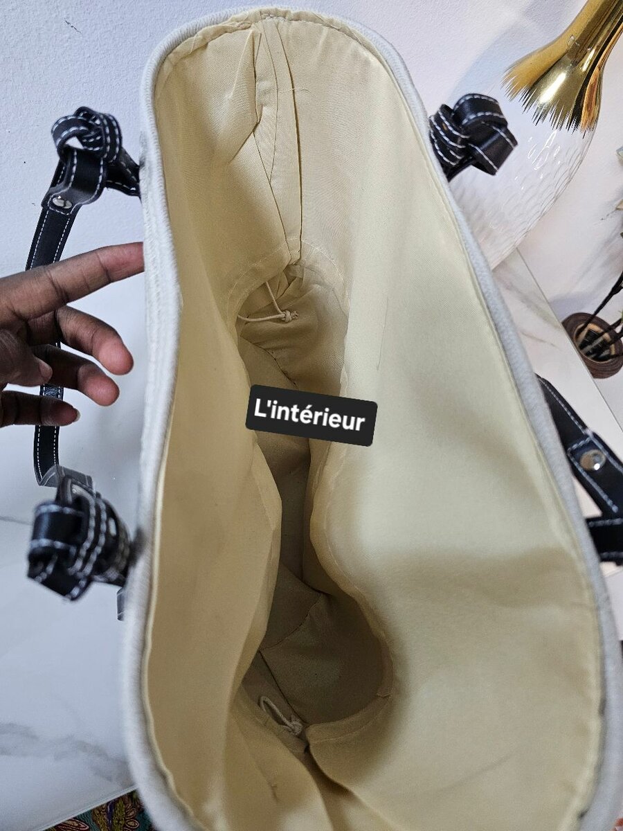 Sac cabas en paille élégant