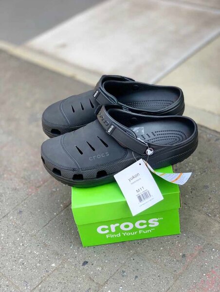 Classic Crocs black with a touch of leather on top